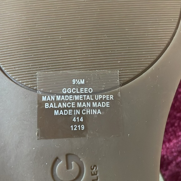 GBG Los Angeles Creed Size 9.5 Sandals NWOT - Picture 4 of 6